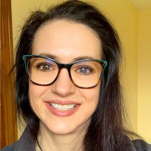 Meet your Posher, Lisa